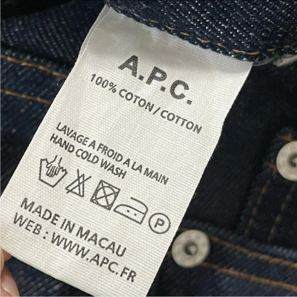 NWOT A.P.C New Cure H Dark‎ Denim Rigid Jeans Size 32X34